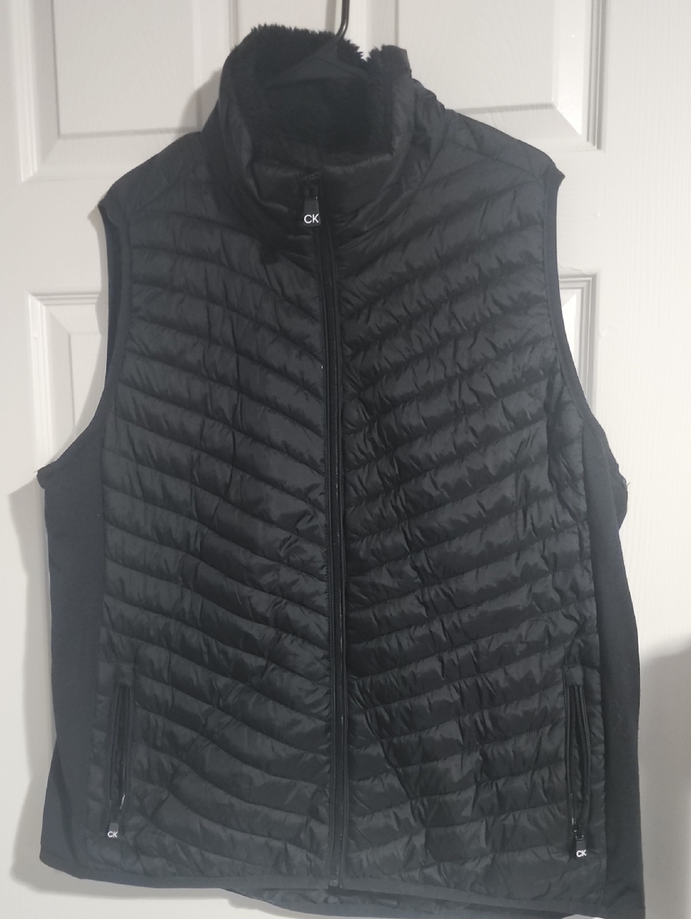 Calvin Klein Black Quilted Sleeveless Puffer Vest